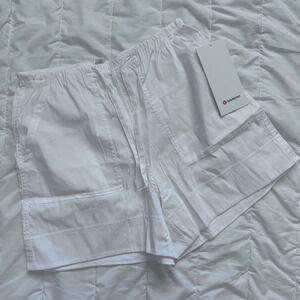 🆕🤍 Lululemon Cotton Blend Poplin High Rise Shorts - White